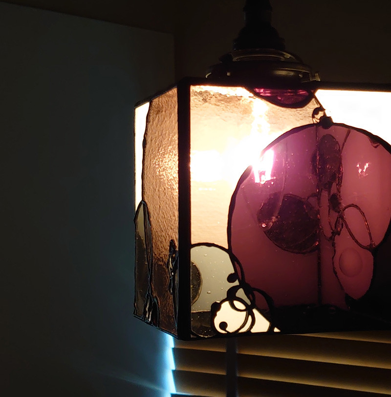 【再販】ガラスライトシェード・白と泡と深紫3046・灯具付き