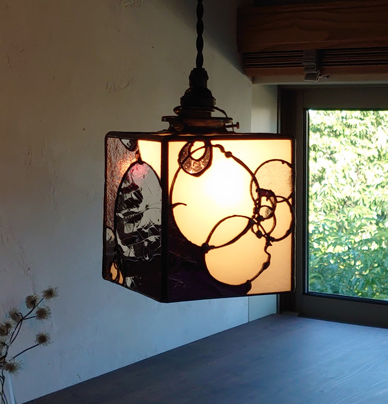 【再販】ガラスライトシェード・白と泡と深紫3046・灯具付き