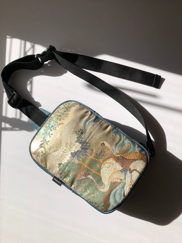 ✨帯リメイク ボディーバッグ 鶴紋様 シルバーゴールド ブルー