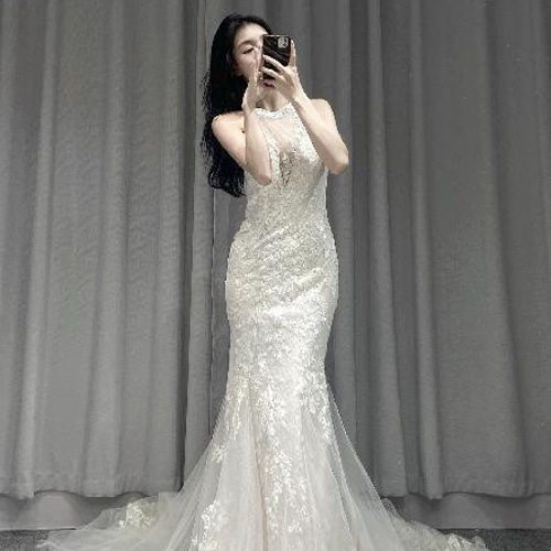 上品！繊細な花レース vネック マーメイド くるみボタン オフホワイト  