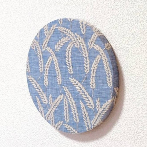 ファブリックパネル　ミナペルホネン　丸型　タンバリン　スキップ　北欧風　刺繍 ファブリックパネル ミナペルホネン 丸型 タンバリン スキップ