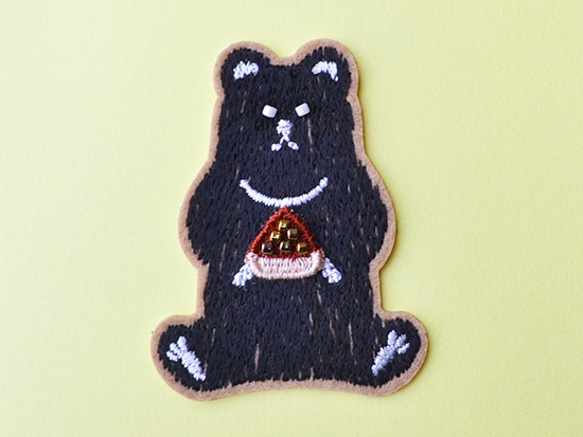 かわいい刺繍ワッペン クマとクリ シール付き アップリケ ワッペン 