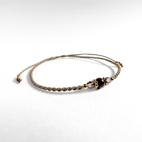 1月誕生石】ガーネット の天然石ブレスレット *一粒の柘榴石* ギフト
