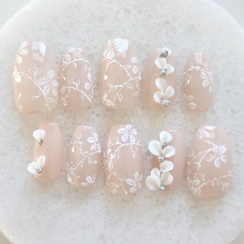 上品フラワーネイル(計測用チップ込み)/ネイルチップ/ブライダル/結婚  