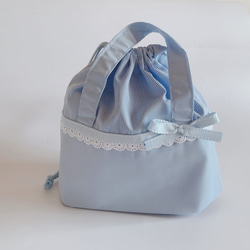 ハンドメイドお弁当袋 白×シルバーラメストライプ×薄パープルビッグリボン ハンドメイドお弁当袋 白×シルバーラメストライプ×薄パープル