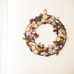 ステンドグラスのクリスマスリース 2枚目の画像