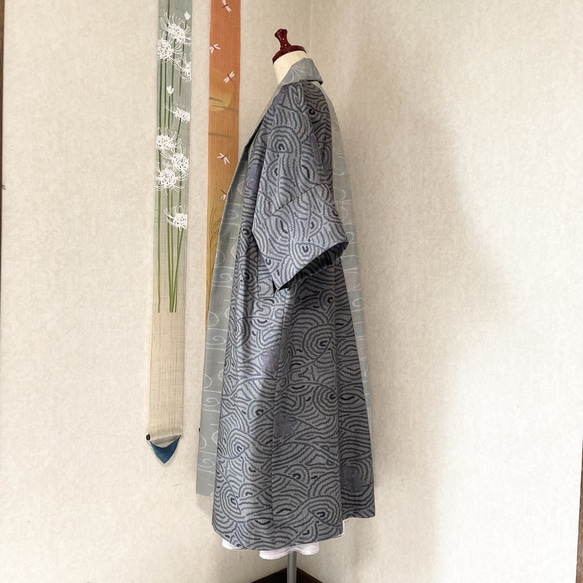 大島紬で作ったコート　朝まだき 3枚目の画像