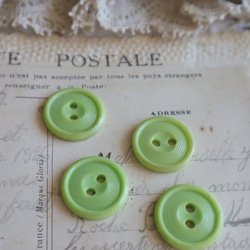 フランス 4個 アンティークボタン A1489 アップルグリーン 3枚目の画像