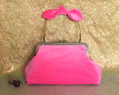 昭和レトロ　激レア　1976年製 Kiki & Lala ハンドバッグ ピンク 57b62c48ed8177532c7998d67a5318