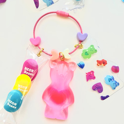 Neon Bear's & Beans Candy Ring charms 3枚目の画像