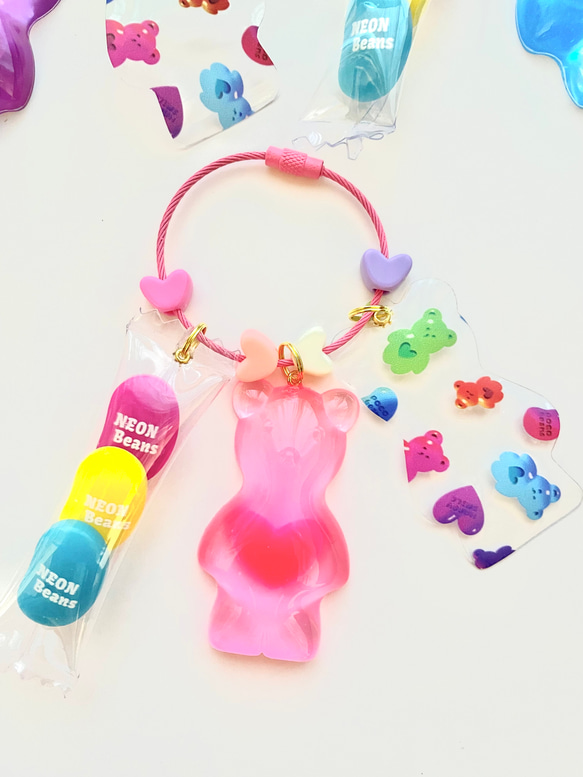 Neon Bear's & Beans Candy Ring charms 3枚目の画像