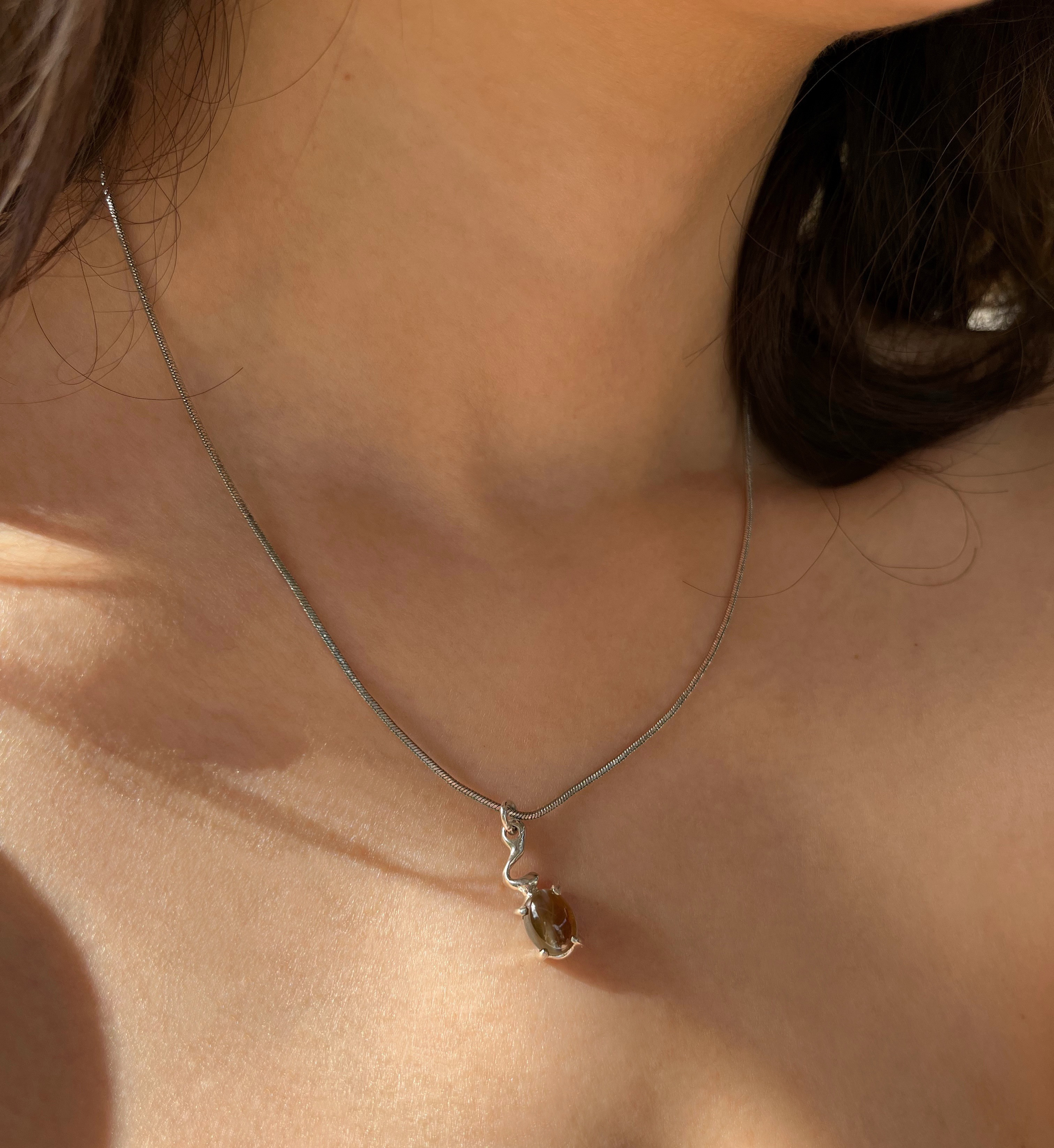 •キャッツアイ ネックレス•