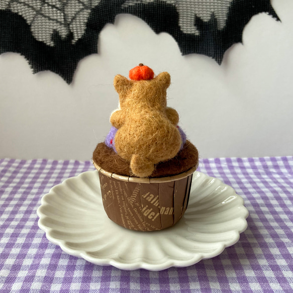 おかしな柴犬のハロウィンカップケーキ 3枚目の画像