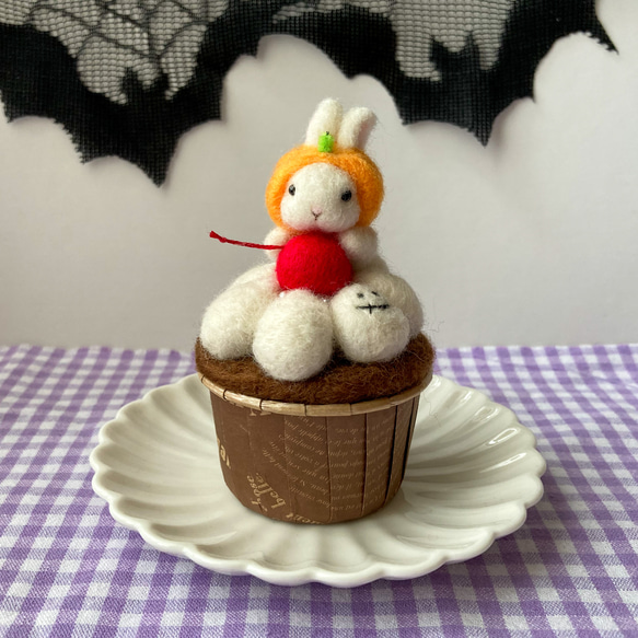 おかしなウサギのハロウィンカップケーキ 5枚目の画像