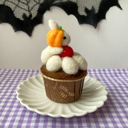 おかしなウサギのハロウィンカップケーキ 2枚目の画像