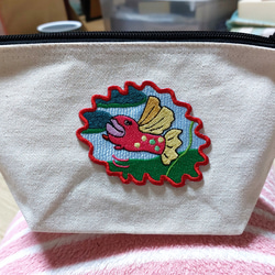 魚に女と描きまして ワッペン アップリケ 刺繍 可愛い ポップ 個性的 オリジナル 日本製 ピンク レッド ファンシー 20枚目の画像