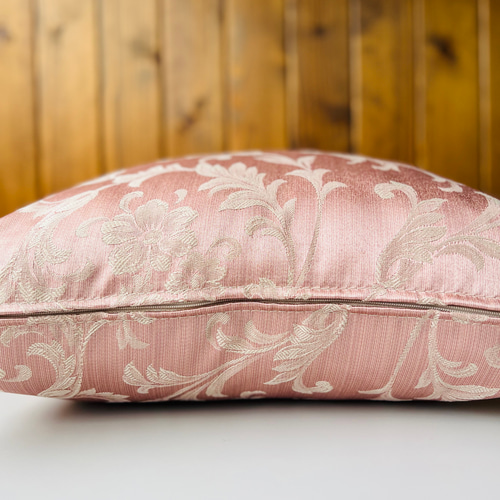 SALE!!】【クッションカバー】【椅子生地使用】花柄 ボタニカル 光沢