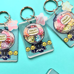 Plate pc Smiley Gumball machine charm 1枚目の画像