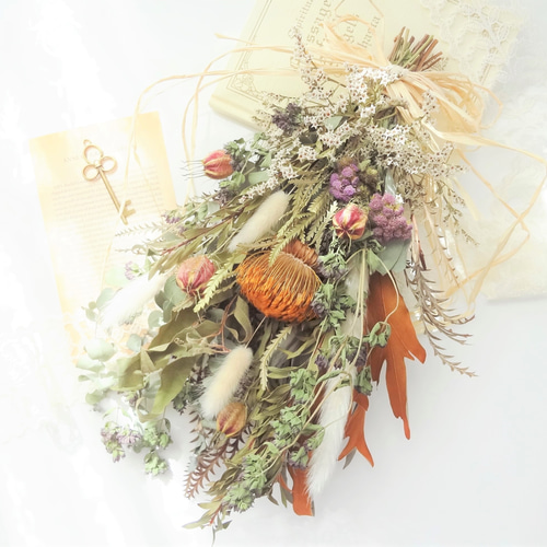 ドライフラワースワッグ　ネイティブドライフラワー 秋冬ドライフラワースワッグ ネイティブ ドライアンドラ ラッピング付き