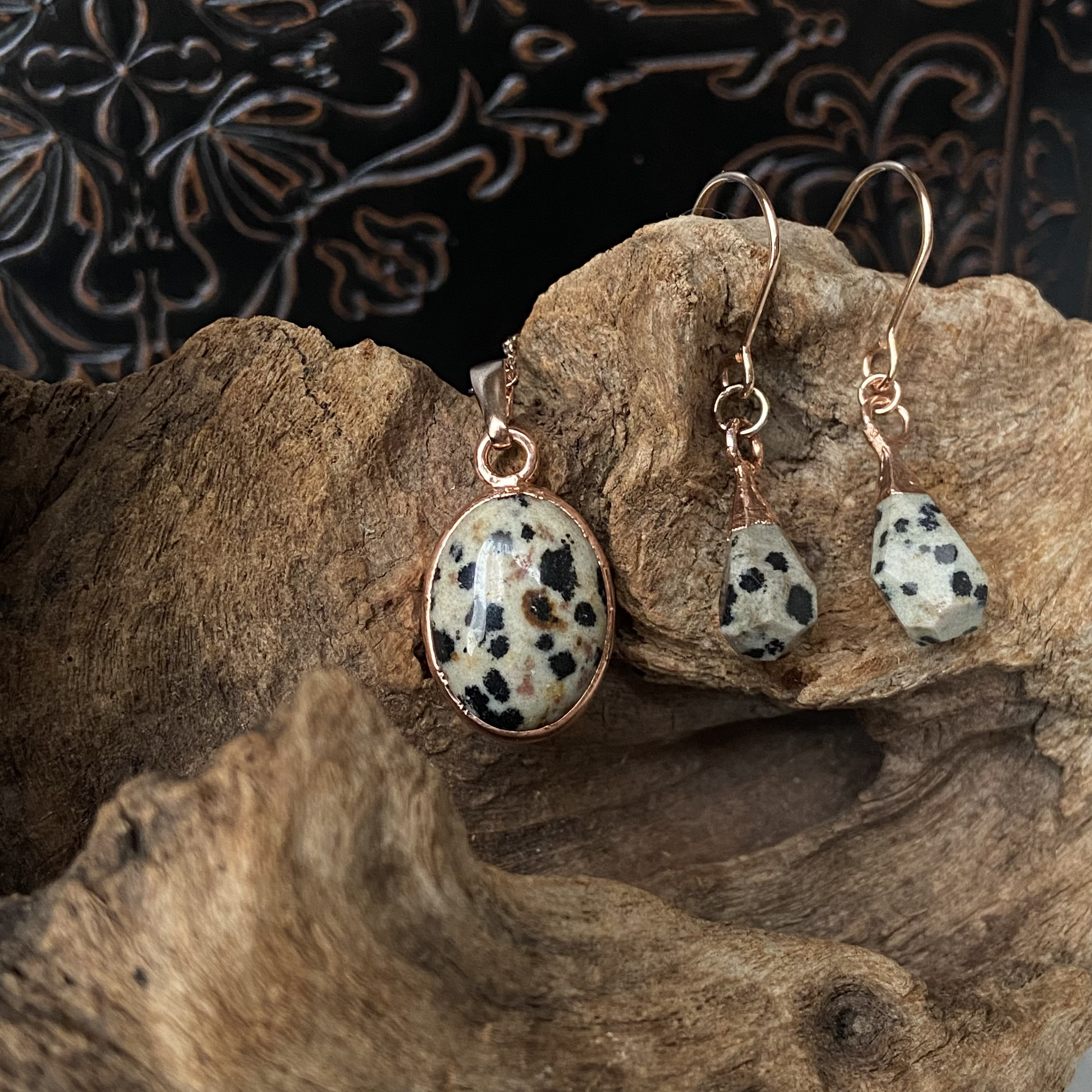 お得なsetダルメシアンジャスパーのネックレスとピアス、イヤリング