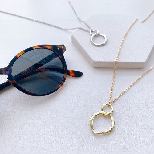 no.933 【人気再販】メガネホルダー　ネックレス サングラス　アイスブルー no.933 【人気再販】メガネホルダー ネックレス サングラス アイス