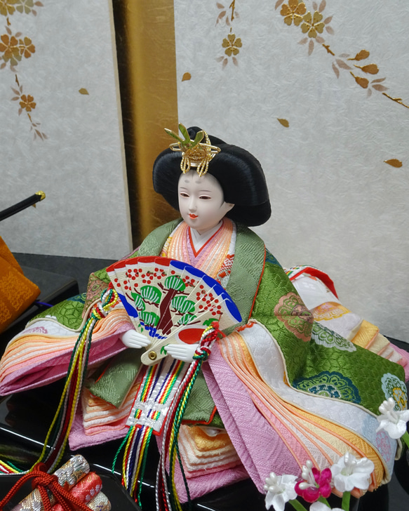 令和６年度新作 優雅なお雛様 特上芥子親王飾り・みやび 6枚目の画像