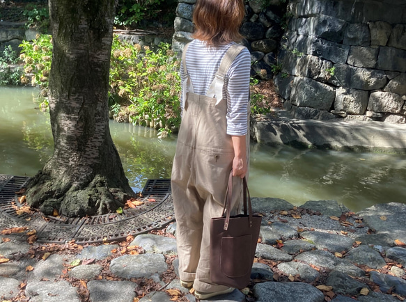 八幡レザー・バケツ型バッグ（ダークワイン） 2枚目の画像