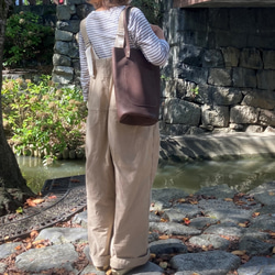 八幡レザー・バケツ型バッグ（ダークワイン） 3枚目の画像