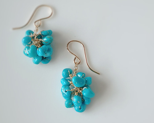 天然石＊鮮やかブルーのスリーピングビューティーターコイズのピアス