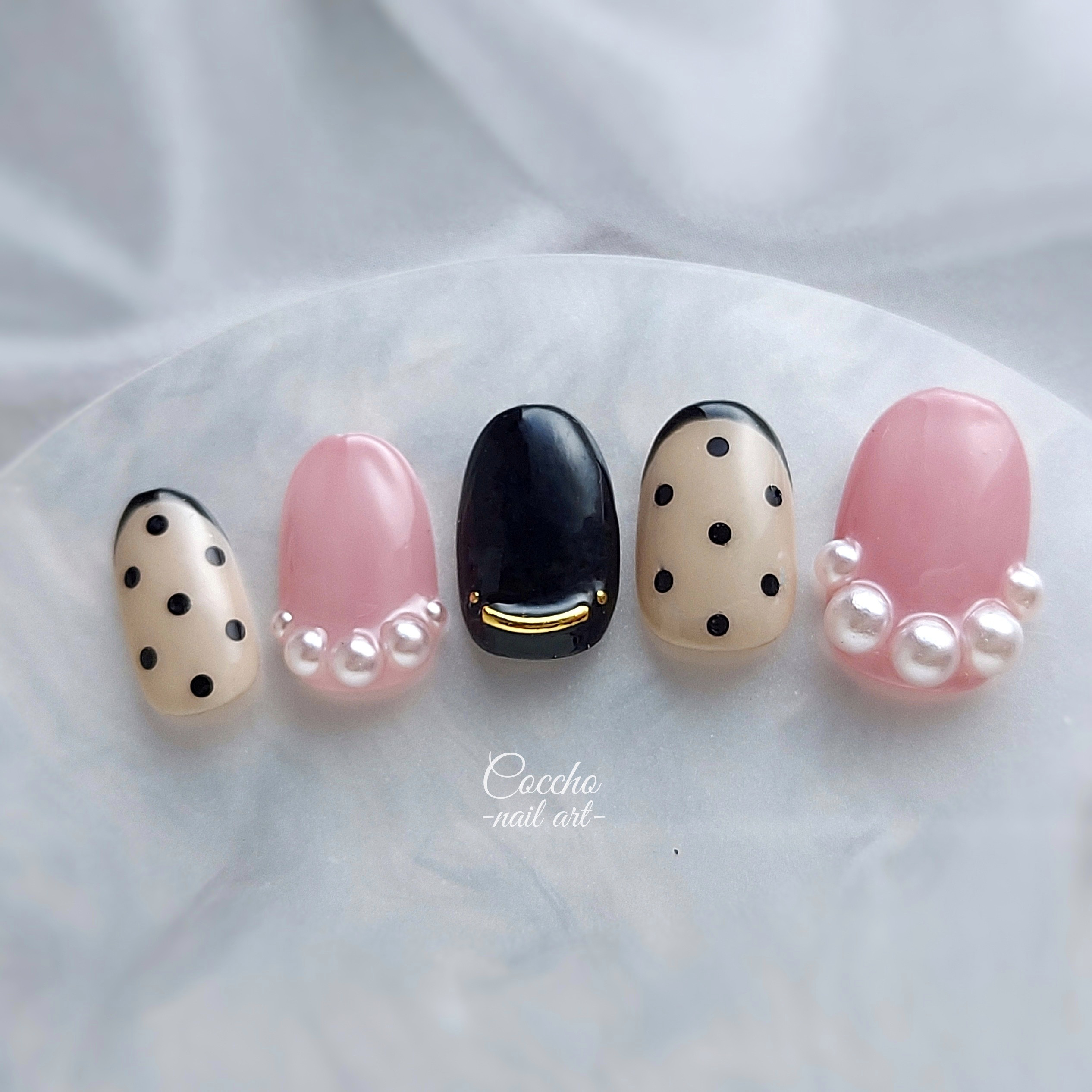 No.186 水玉パールのレトロフレンチネイル / ジェルネイル ネイル  