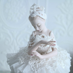 ポーセレン レースドール【 エトワール 】 磁器 人形  バレエ 発表会 チュチュ プレゼント バレリーナ　白鳥の湖 3枚目の画像