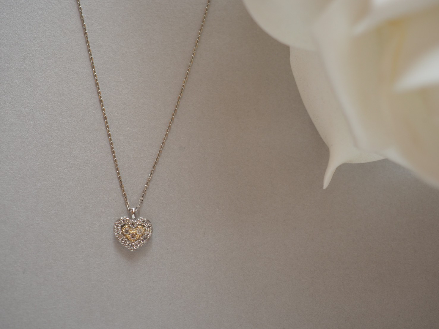 ハートペンダント  ダイヤモンド ネックレス　 コンビ   K18/プラチナ