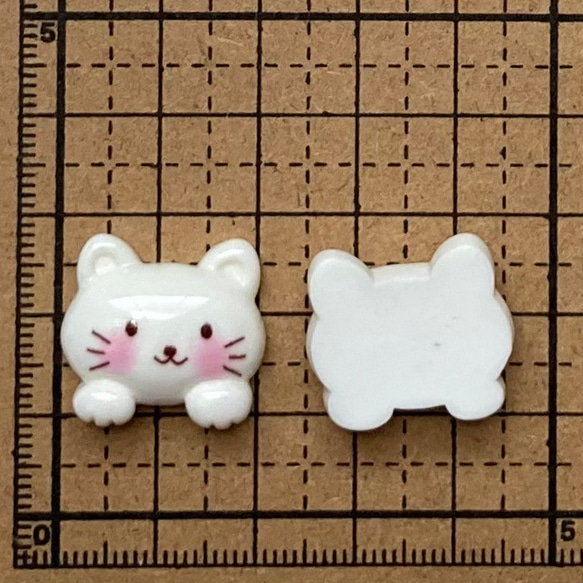 【10個】白猫 カボション 2枚目の画像