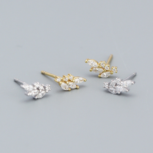 早割価格☆SILVER925☆天使の翼CZダイヤモンドピアスAAA+