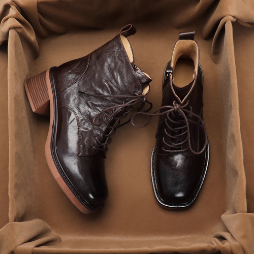 低めヒールで安定感があり歩きやすい、 ブーツ オックスフォード