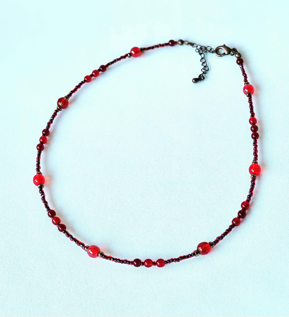 一点限り】赤いビーズのショートネックレス various red チョーカー