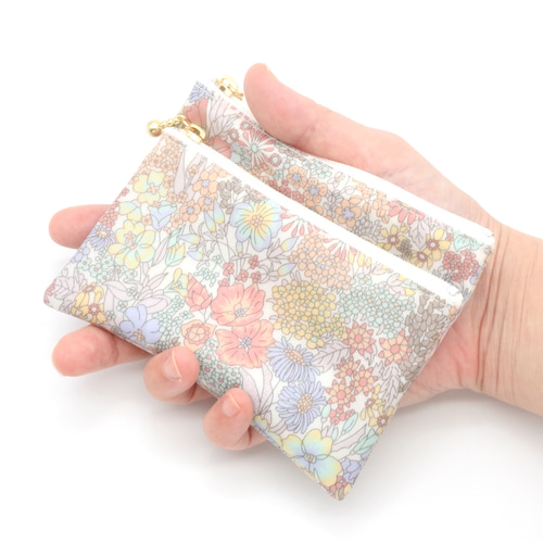 リバティ ラミネート 中身が見えるペンケース マーガレットアニー・パープル リバティ ラミネート 中身が見えるペンケース マーガレット