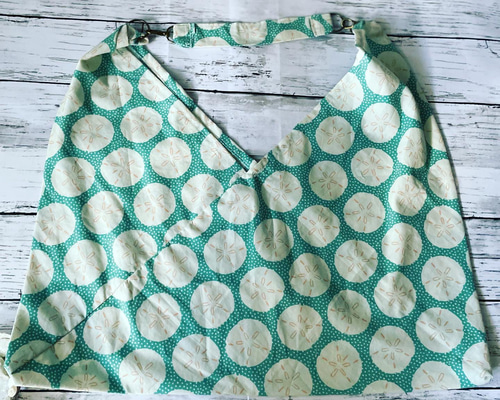 ハワイアンファブリック＊エコバッグ★ハンドメイド ハワイアンファブリックのエコバッグハンドメイド (月下美人・緑)