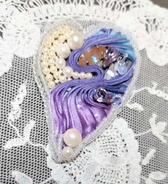 アンティーク サフィレットのハート型クローバーのブローチ ビンテージ