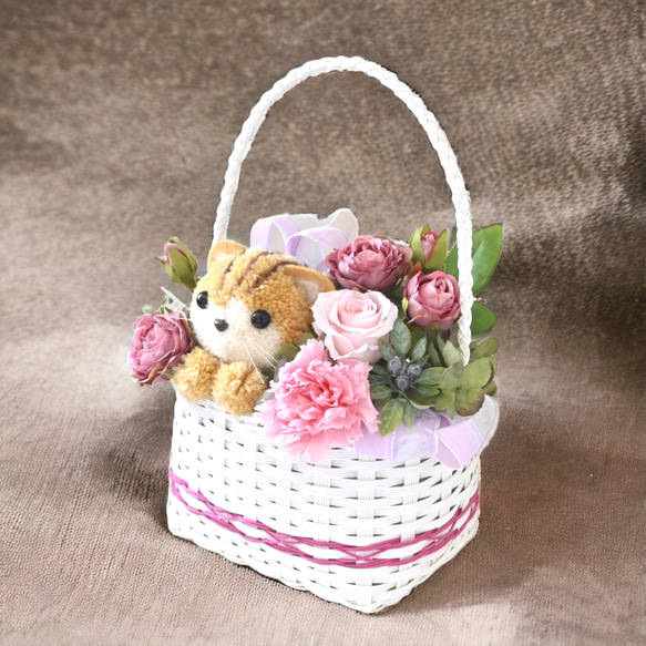 もこペット【猫・ピンクバスケット】プリザーブドフラワー カーネーション 花 誕生日 お祝い フラワーギフト ねこ 6枚目の画像