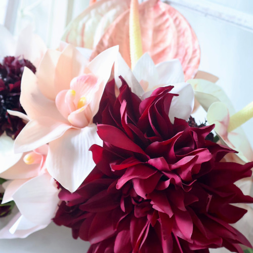 シンビジュームとアンスリウムのニュアンスブーケ 8d2a6ed992491e2c9fdf8e482d2c4c