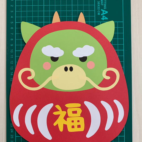 壁面飾り お正月 辰年 2024年 切り絵 くまたん。 通販 16624148