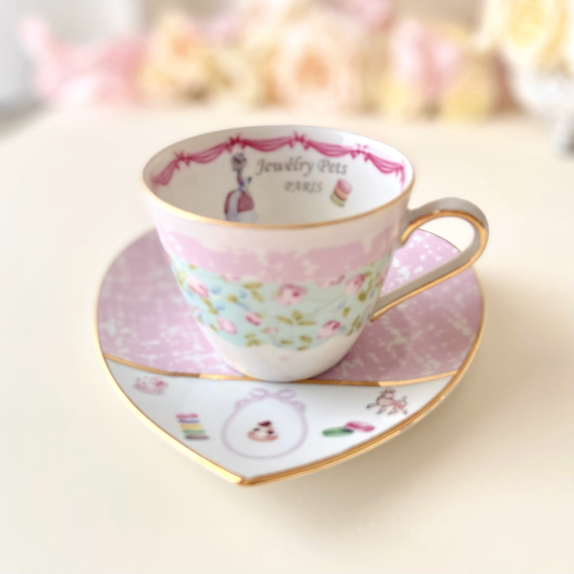 別々にも使えます♡うっとり〜秋の夜長、読書のお供に ハートのカップアンドソーサー(ツィード)