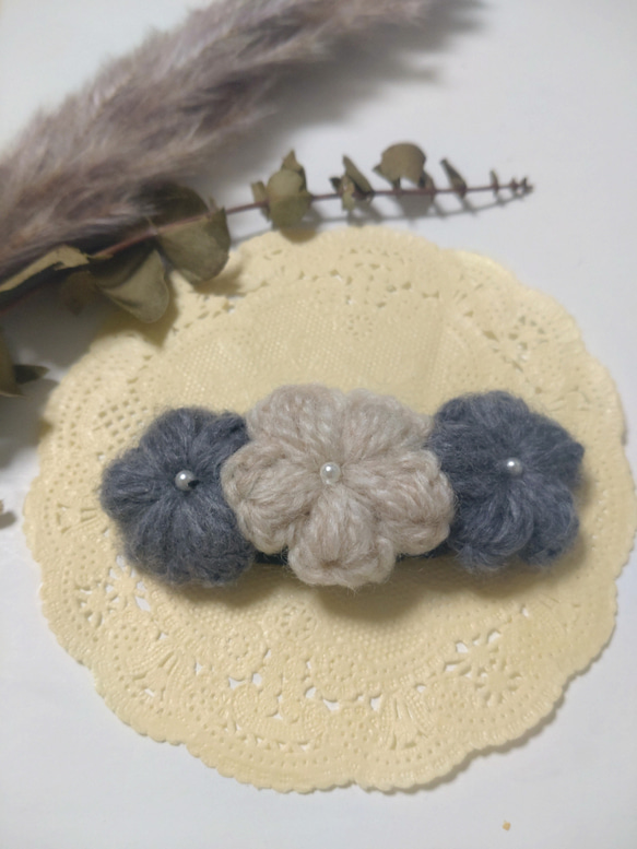 ふわふわ毛糸 お花のパッチンピン ヘアピン ほのか 通販