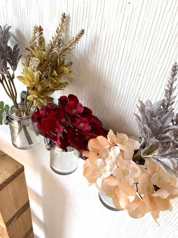 ｛現品限り｝流木とガラス瓶の造花ディスプレイホルダー 2枚目の画像
