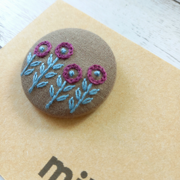 丸い花(大)　刺繍ヘアゴム・ブローチ 4枚目の画像