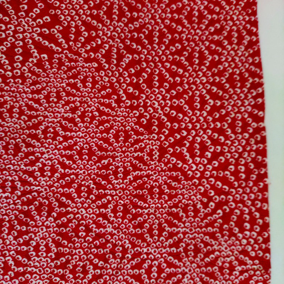 【正絹　洗い済】赤紅色×白の疋田の麻の葉文様の生地　約39×50～150ｃｍ　着物地　古布　和布　はぎれ 6枚目の画像