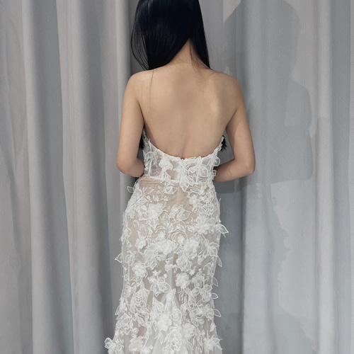 豪華！憧れのドレス 背中見せ ソフトマーメイドライン ロングトレーン  