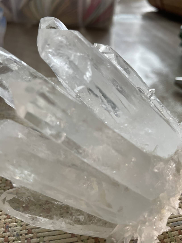 水晶ポイント原石透明度が高いヒマラヤ水晶クラスター　水晶原石 群晶　水晶の柱 クリスタル  浄化 5枚目の画像