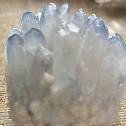 水晶ポイント原石透明度が高いヒマラヤ水晶クラスター　水晶原石 群晶　水晶の柱 クリスタル  浄化 8枚目の画像